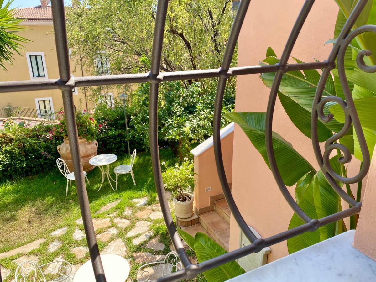 La Casa Di Paolo Casa Di Charme Hotel Marina di Camerota Exterior foto