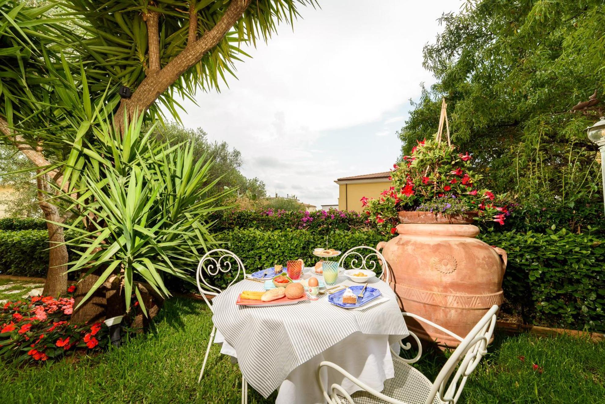 La Casa Di Paolo Casa Di Charme Hotel Marina di Camerota Exterior foto